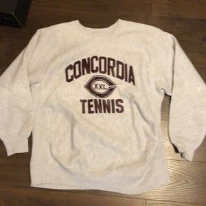 Concordia tennis crew neck